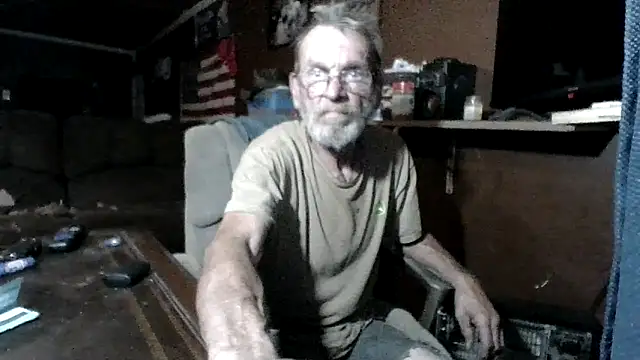 Snapshot of Aldick68 chatting on 04/27/26, 09:40 Aldick68 online show from 04/27/26, 09:40