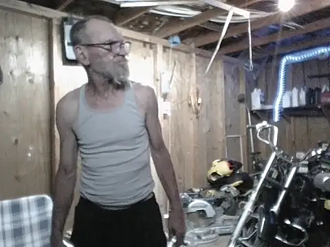 Snapshot of Aldick68 chatting on 06/27/26, 06:40 Aldick68 online show from 06/27/26, 06:40