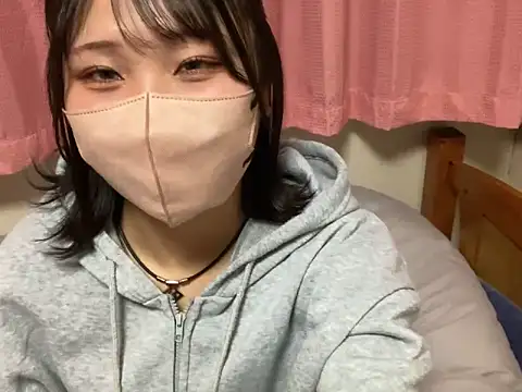 Snapshot of sakuchaaa_2525 chatting on 02/13/25, 03:03 sakuchaaa 2525 online show from 02/13/25, 03:03