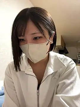 Snapshot of sakuchaaa_2525 chatting on 10/08/25, 02:04 sakuchaaa 2525 online show from 10/08/25, 02:04