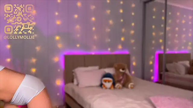 Snapshot of Mercedes_Robinson chatting on 02/23/25, 04:28 Mercedes Robinson online show from 02/23/25, 04:28