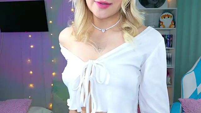 Snapshot of Mercedes_Robinson chatting on 12/05/25, 04:21 Mercedes Robinson online show from 12/05/25, 04:21