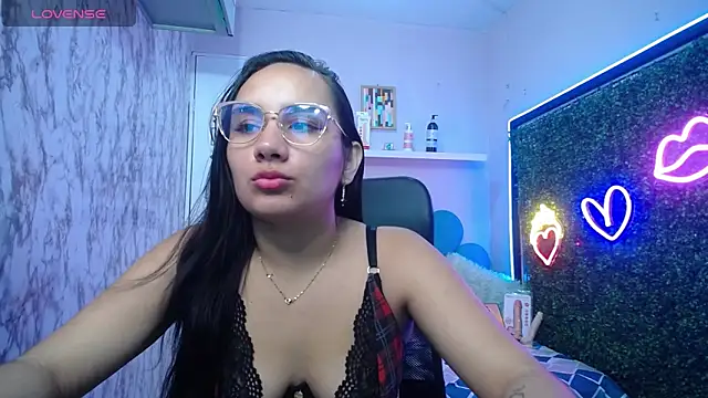 Maylin horny19 online show from 05/03/26, 07:09