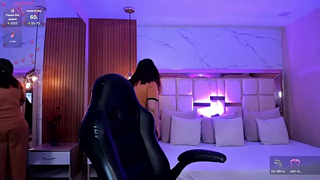 zoes milee online show from 02/20/26, 11:54