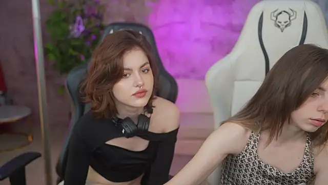 Snapshot of Lika_Secret_ chatting on 01/27/25, 03:50 Lika Secret online show from 01/27/25, 03:50