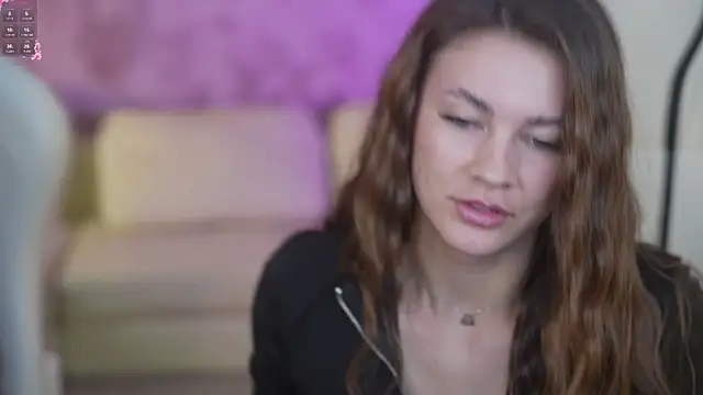 Snapshot of Lika_Secret_ chatting on 02/01/25, 11:37 Lika Secret online show from 02/01/25, 11:37