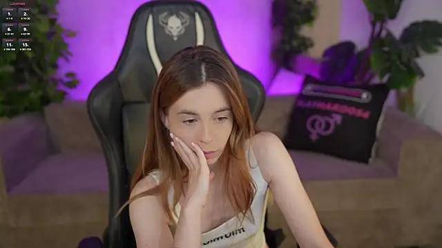 Snapshot of Lika_Secret_ chatting on 09/22/25, 05:04 Lika Secret online show from 09/22/25, 05:04