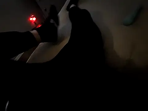 Snapshot of Rzemtsefg chatting on 10/07/25, 09:17 Rzemtsefg online show from 10/07/25, 09:17