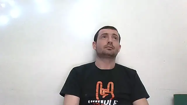 Snapshot of SeX_roomX chatting on 02/05/25, 10:55 SeX roomX online show from 02/05/25, 10:55