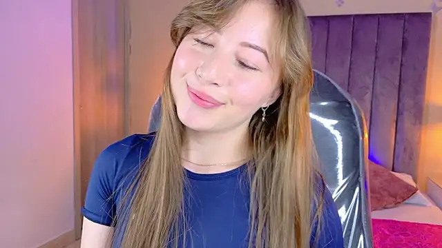 Dahlia Rousse online show from 03/22/26, 04:49