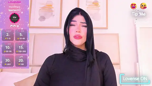 taylorsmiiith  online show from 03/19/26, 06:45