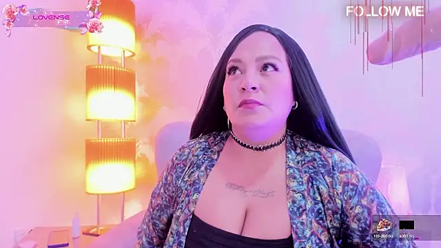 Snapshot of Elise-Leyton chatting on 02/03/26, 07:08 Elise-Leyton online show from 02/03/26, 07:08