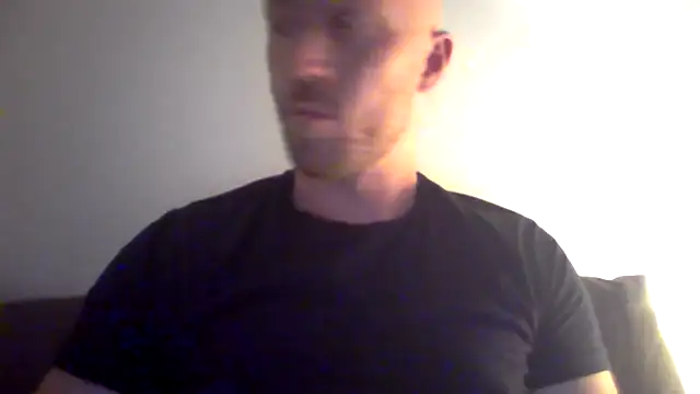 Snapshot of BigSweViking chatting on 09/27/25, 05:40 BigSweViking online show from 09/27/25, 05:40