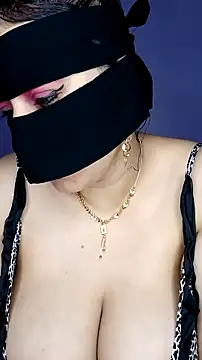 shosho500500 online show from 10/25/25, 10:04