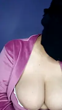 Snapshot of shosho500500 chatting on 01/14/26, 08:31 shosho500500 online show from 01/14/26, 08:31