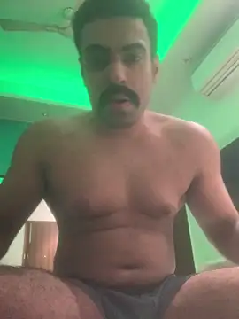 vaibhavchugh38 online show from 01/13/25, 09:20