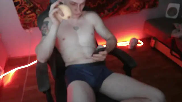 johnny positive online show from 11/13/25, 03:55