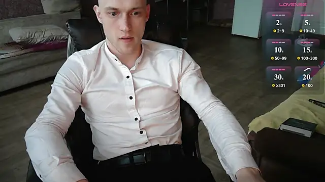 Snapshot of johnny_positive chatting on 05/05/26, 03:53 johnny positive online show from 05/05/26, 03:53
