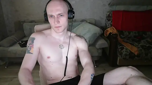 Snapshot of johnny_positive chatting on 05/11/26, 02:45 johnny positive online show from 05/11/26, 02:45