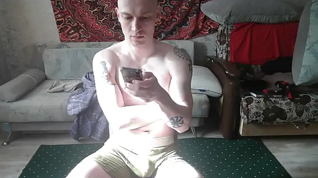 Snapshot of johnny_positive chatting on 05/15/26, 04:08 johnny positive online show from 05/15/26, 04:08