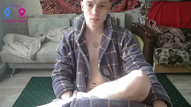 Snapshot of johnny_positive chatting on 05/20/26, 03:02 johnny positive online show from 05/20/26, 03:02