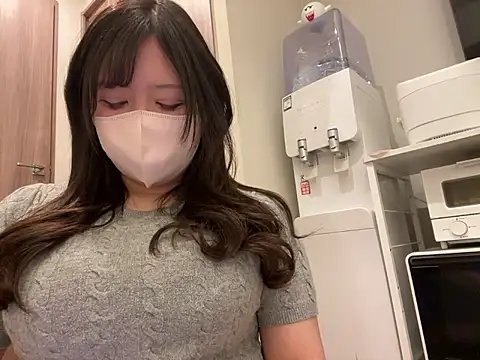 Snapshot of Atashi_Hcup chatting on 01/12/26, 01:44 Atashi Hcup online show from 01/12/26, 01:44