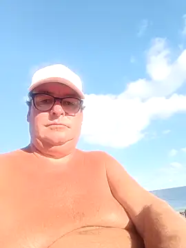 Snapshot of MountJohnXL chatting on 03/03/25, 05:18 MountJohnXL online show from 03/03/25, 05:18