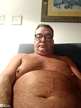 Snapshot of MountJohnXL chatting on 03/04/25, 12:29 MountJohnXL online show from 03/04/25, 12:29