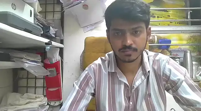 cute modell online show from 01/21/25, 12:29