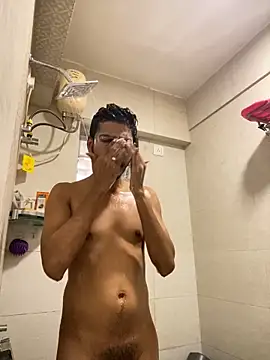 cute modell online show from 02/09/25, 09:47