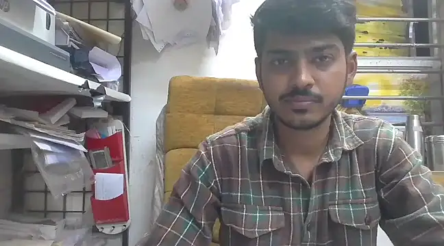 cute modell online show from 03/07/25, 12:56