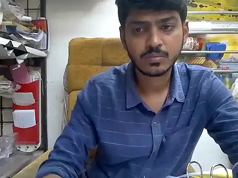 cute modell online show from 09/30/25, 12:21