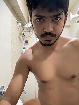 cute modell online show from 10/16/25, 05:19