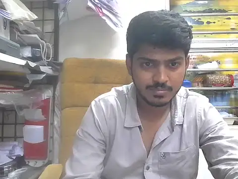 Snapshot of cute_modell chatting on 05/30/26, 12:57 cute modell online show from 05/30/26, 12:57