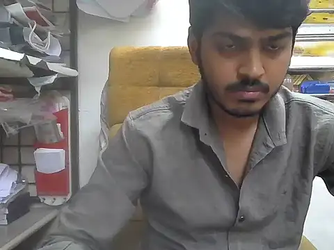 Snapshot of cute_modell chatting on 06/22/26, 01:08 cute modell online show from 06/22/26, 01:08