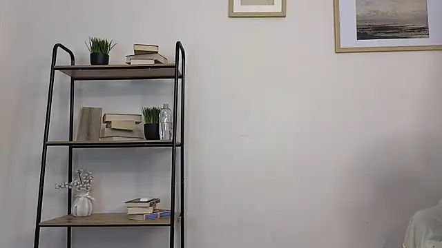 Bonnie White online show from 02/17/25, 10:07