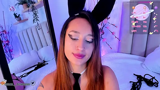 coral jonesss online show from 02/08/25, 01:54