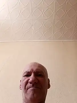 Snapshot of LoverCoupxl chatting on 01/25/25, 07:06 LoverCoupxl online show from 01/25/25, 07:06