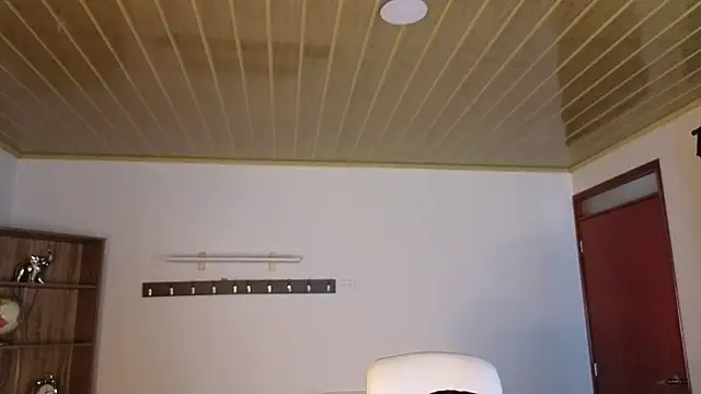 Renaxi Smith online show from 03/12/26, 07:42