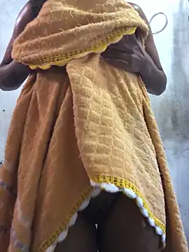 PretinhaOfc online show from 12/19/25, 06:37