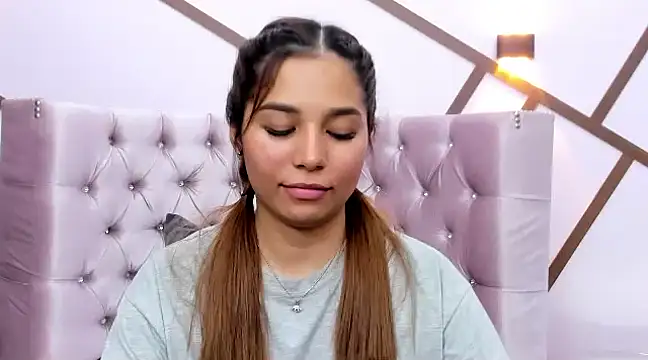 CharlotteGraay online show from 01/18/25, 02:14