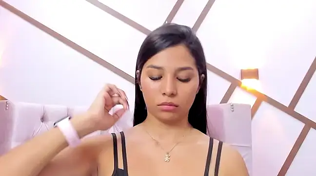 CharlotteGraay online show from 01/23/25, 01:41