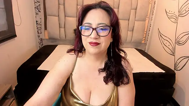 Victoria Adamns online show from 11/26/25, 12:06