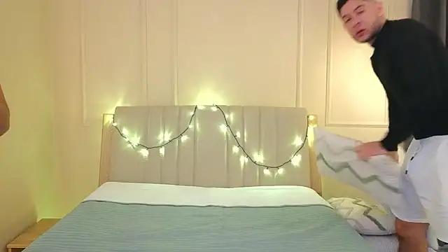 mr danni online show from 11/24/25, 08:52