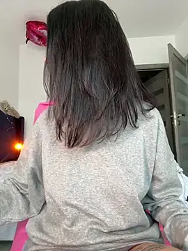 Snapshot of Mylaya chatting on 02/20/25, 06:50 Mylaya online show from 02/20/25, 06:50