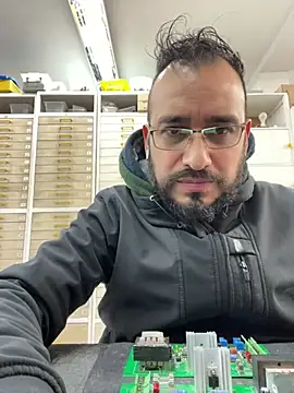 leonardohot1987 online show from 01/13/25, 05:44