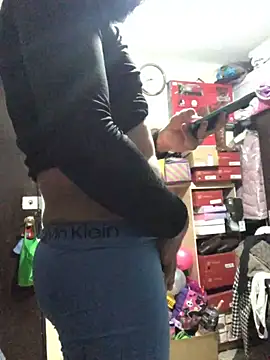 leonardohot1987 online show from 01/22/25, 05:16