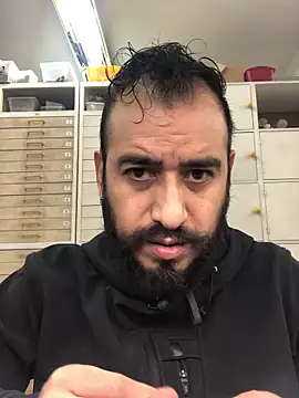 leonardohot1987 online show from 01/31/25, 04:48