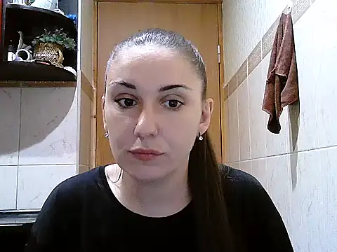 Snapshot of Yuliia30 chatting on 10/05/25, 03:21 Yuliia30 online show from 10/05/25, 03:21