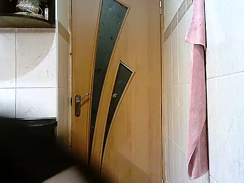 Yuliia30 online show from 04/29/26, 06:03